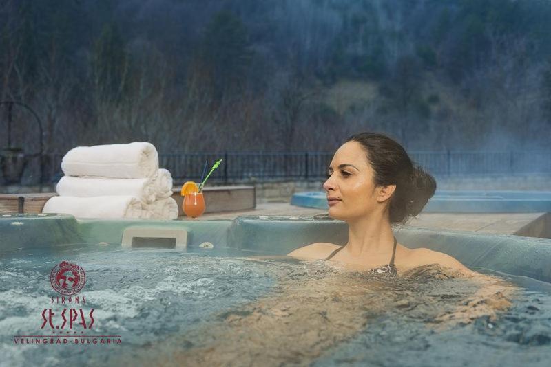 Апартамент Лукс В Спа Хотел Свети Спас ヴェリングラード エクステリア 写真