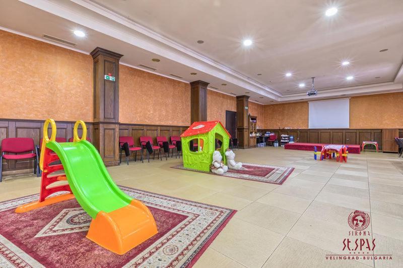 Апартамент Лукс В Спа Хотел Свети Спас ヴェリングラード エクステリア 写真